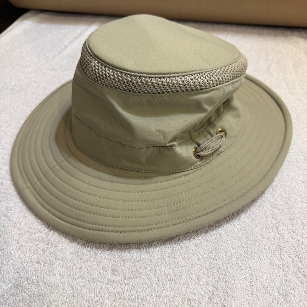 Tilley Airflo Hat Khaki Tan Mesh Ventilation Sun Protection Made in Canada 7 1/8